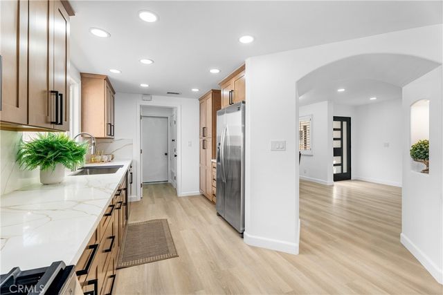 6821 Loyola Drive, Huntington Beach, CA 92647