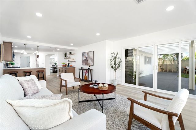 6821 Loyola Drive, Huntington Beach, CA 92647