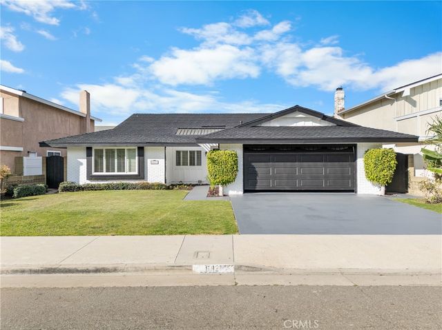 6821 Loyola Drive, Huntington Beach, CA 92647