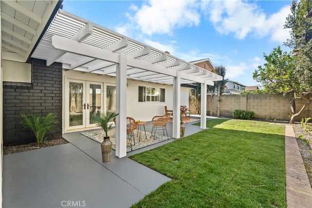 6821 Loyola Drive, Huntington Beach, CA 92647