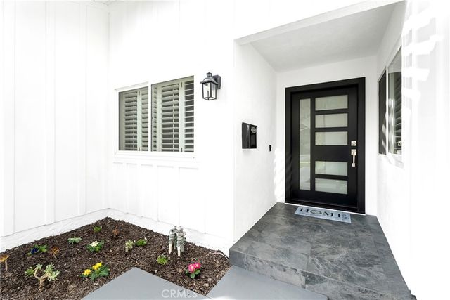 6821 Loyola Drive, Huntington Beach, CA 92647