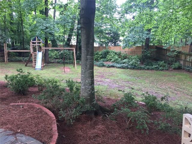 274 Land O Lakes Court NE, Atlanta, GA 30342