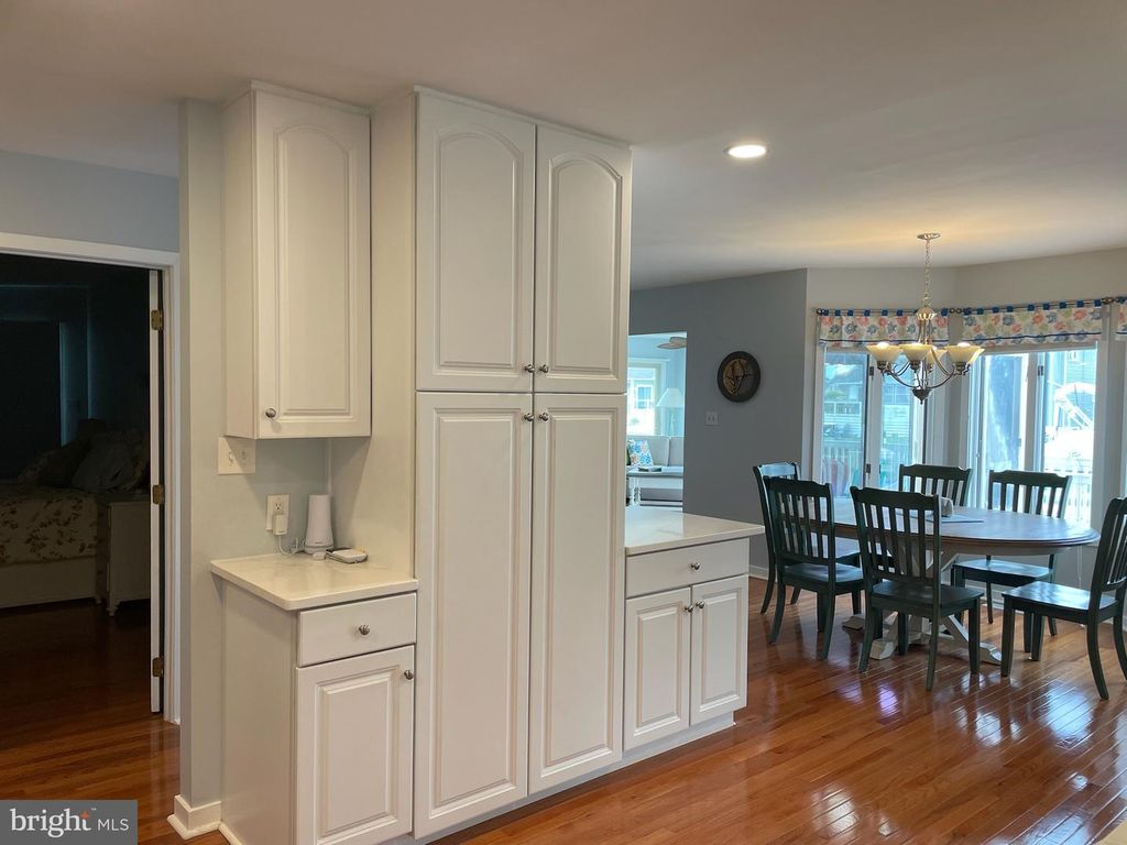 Image 20 of property listing at 10 STACY CT, Ocean Pines, MD 21811