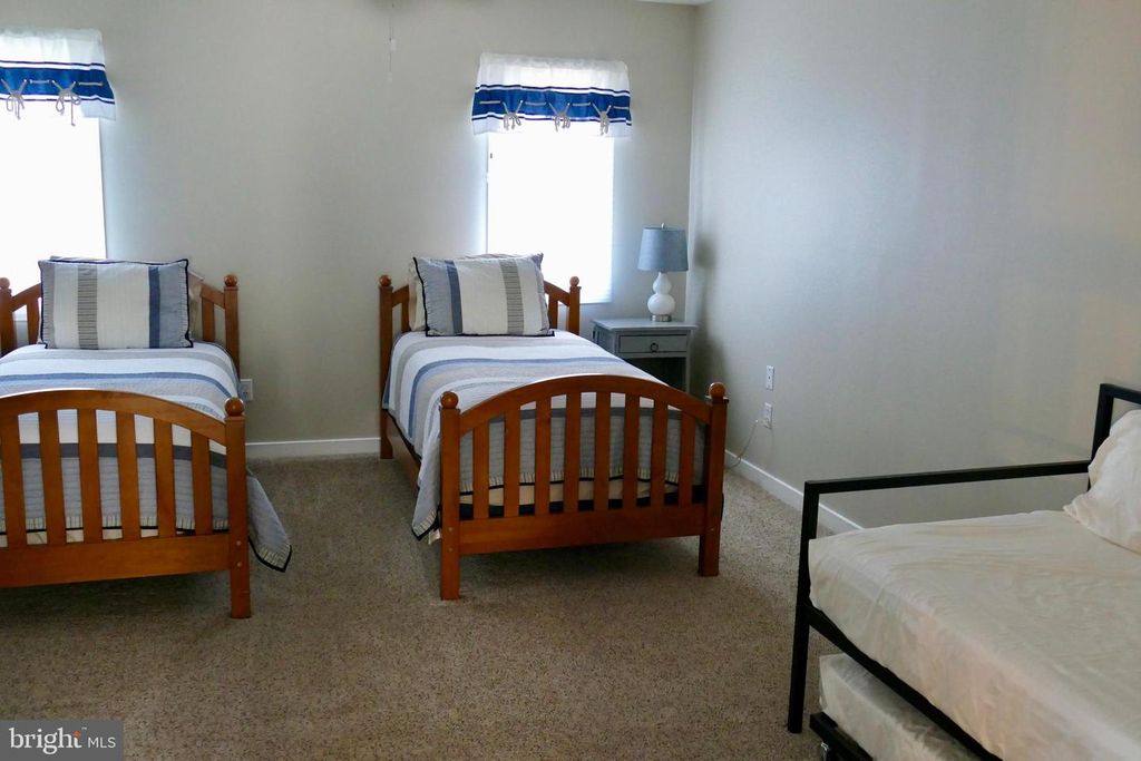 Image 60 of property listing at 10 STACY CT, Ocean Pines, MD 21811