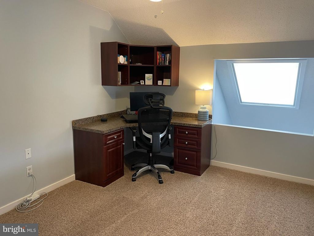 Image 71 of property listing at 10 STACY CT, Ocean Pines, MD 21811
