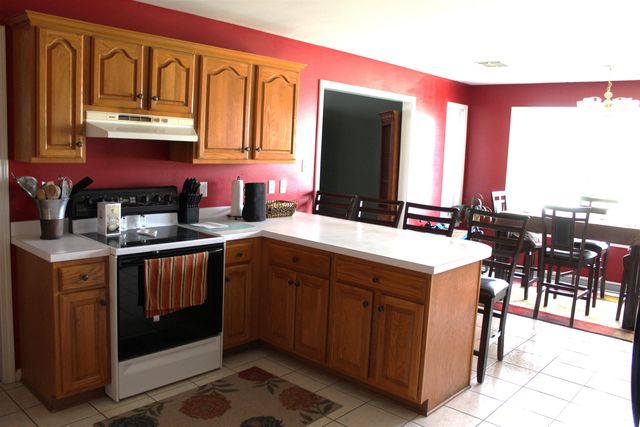 301 Aspen Dr, Raceland, LA 70394