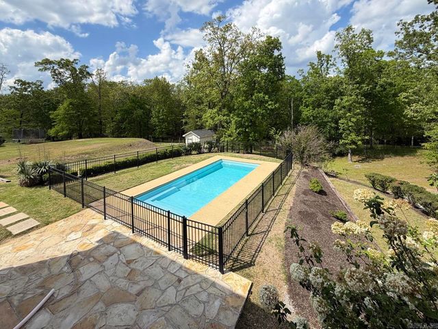 300 Crestview Drive, Hot Springs, AR 71913