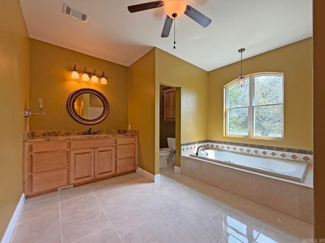 300 Crestview Drive, Hot Springs, AR 71913