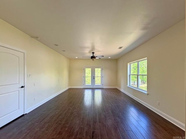 300 Crestview Drive, Hot Springs, AR 71913