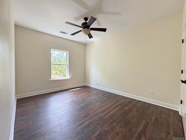 300 Crestview Drive, Hot Springs, AR 71913