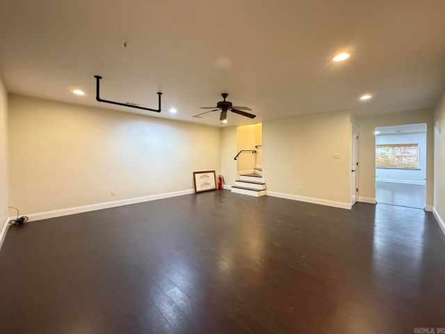 300 Crestview Drive, Hot Springs, AR 71913
