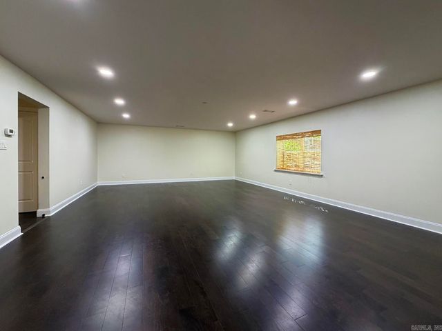 300 Crestview Drive, Hot Springs, AR 71913