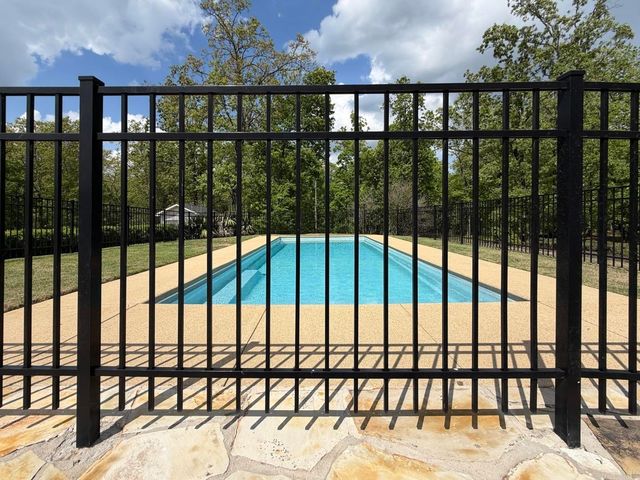 300 Crestview Drive, Hot Springs, AR 71913