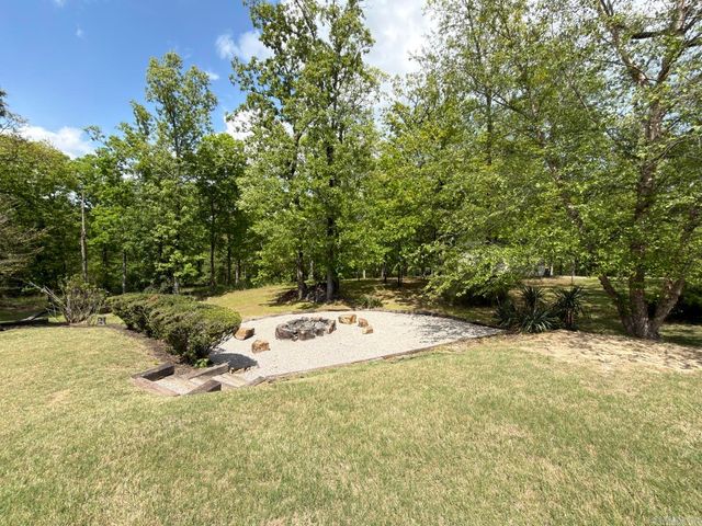 300 Crestview Drive, Hot Springs, AR 71913