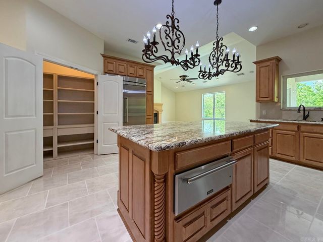 300 Crestview Drive, Hot Springs, AR 71913