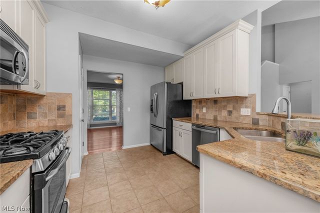36136 Astoria Way, Avon, OH 44011