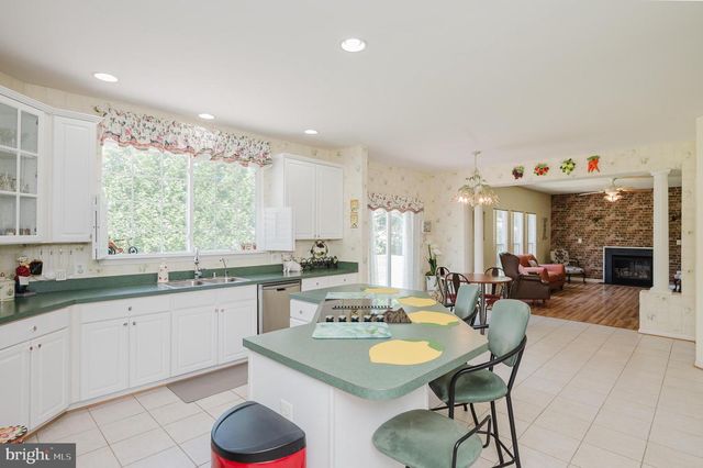 3805 DEVONSHIRE RD, Hampstead, MD 21074