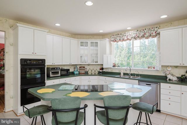 3805 DEVONSHIRE RD, Hampstead, MD 21074