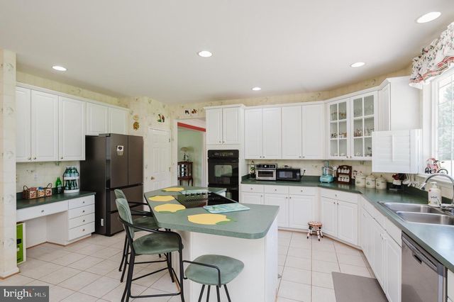 3805 DEVONSHIRE RD, Hampstead, MD 21074