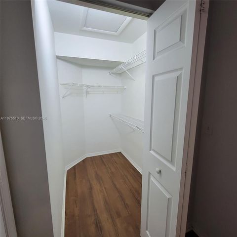 711 SW 111TH WY 301-7, Pembroke Pines, FL 33025