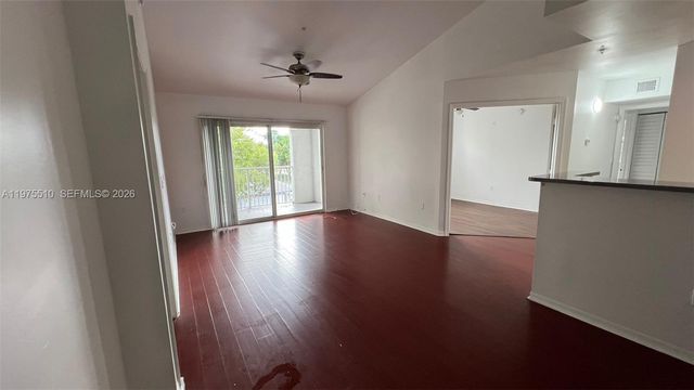 711 SW 111TH WY 301-7, Pembroke Pines, FL 33025