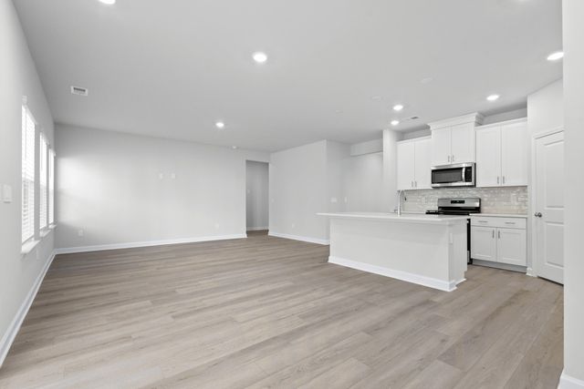 8226 Essence Dr., Longs, SC 29568