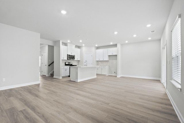 8226 Essence Dr., Longs, SC 29568