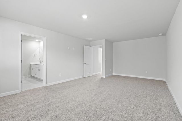 8226 Essence Dr., Longs, SC 29568