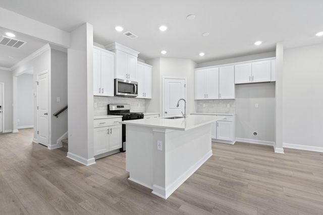 8226 Essence Dr., Longs, SC 29568