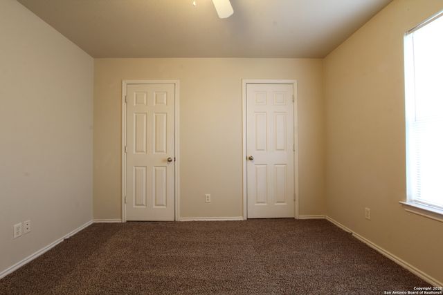 10711 Mathom Lndg Apt 4, Universal City, TX 78148