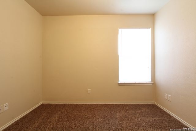 10711 Mathom Lndg Apt 4, Universal City, TX 78148