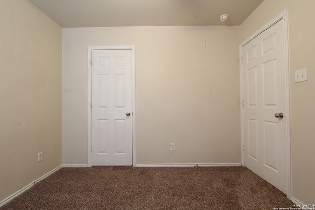 10711 Mathom Lndg Apt 4, Universal City, TX 78148