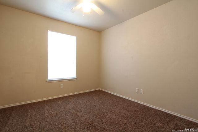 10711 Mathom Lndg Apt 4, Universal City, TX 78148