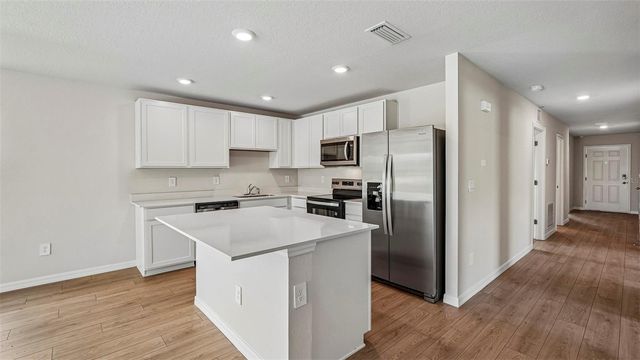 10420 CURVING CREEK LOOP, Parrish, FL 34219