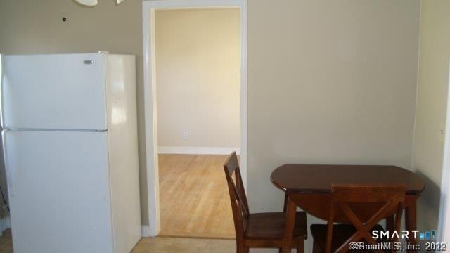 720 Knapps Highway, Fairfield, CT 06825