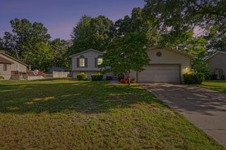 102 Eugene Avenue, Norton Shores City, MI 49441