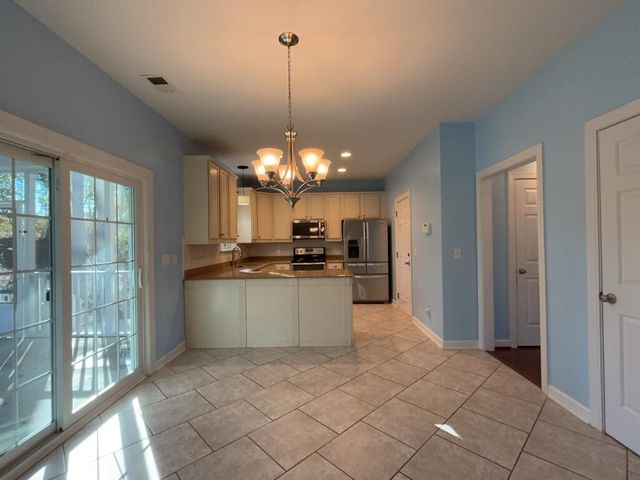1009 Blockade Runner Parkway, Summerville, SC 29485