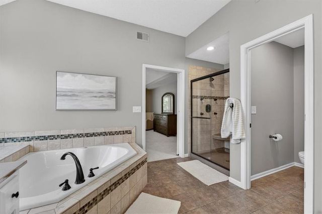 13013 Bond Street, Overland Park, KS 66213