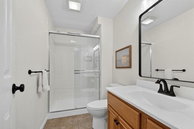 13013 Bond Street, Overland Park, KS 66213