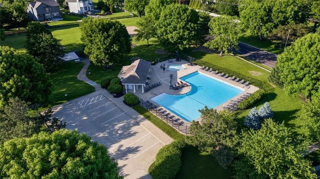 13013 Bond Street, Overland Park, KS 66213