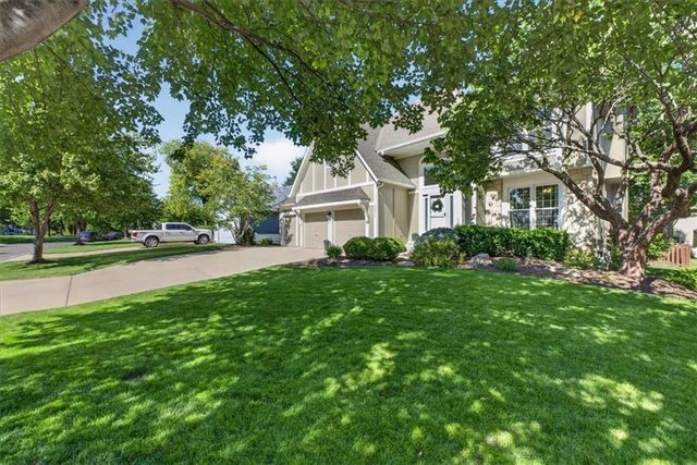 13013 Bond Street, Overland Park, KS 66213