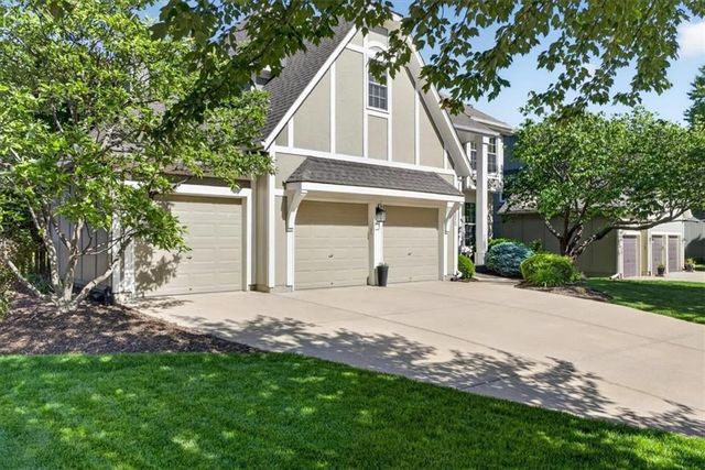 13013 Bond Street, Overland Park, KS 66213