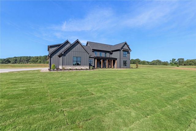 744 Garrison Road, Pelzer, SC 29669