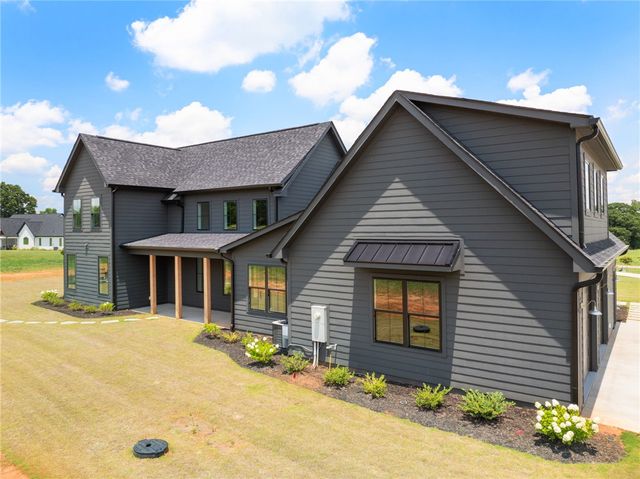 744 Garrison Road, Pelzer, SC 29669
