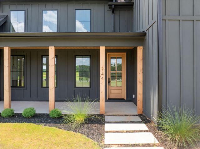 744 Garrison Road, Pelzer, SC 29669