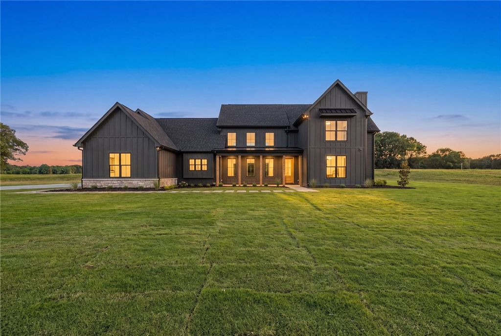 744 Garrison Road, Pelzer, SC 29669