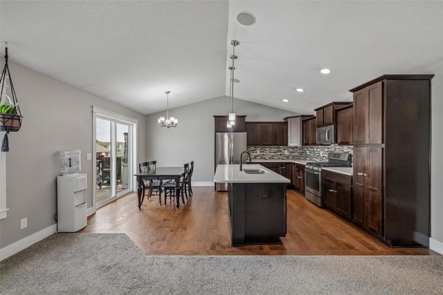 521 Shiloh Rose Parkway NW, Bondurant, IA 50035