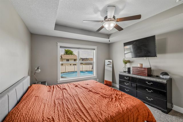 521 Shiloh Rose Parkway NW, Bondurant, IA 50035