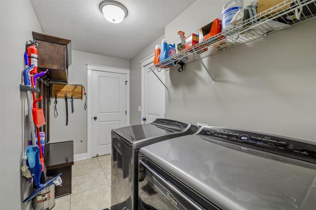521 Shiloh Rose Parkway NW, Bondurant, IA 50035