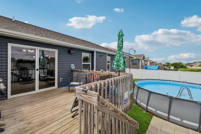521 Shiloh Rose Parkway NW, Bondurant, IA 50035